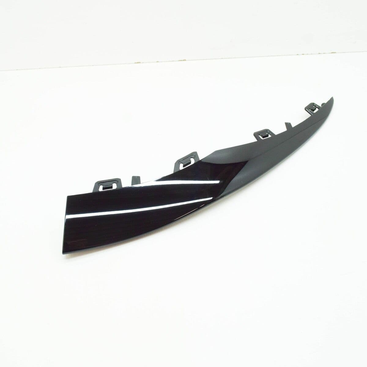 Mercedes C Serisi W205 Tampon Alt Spoyleri Siyah Sağ | ITHAL A2058859002